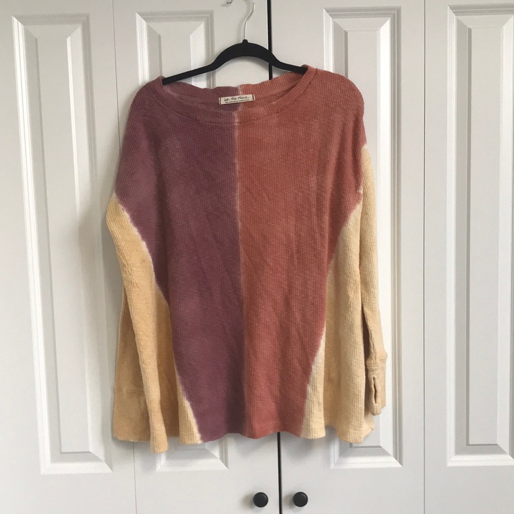 Free people- we the free extremely oversized sweater. Size small, fits like L/XL